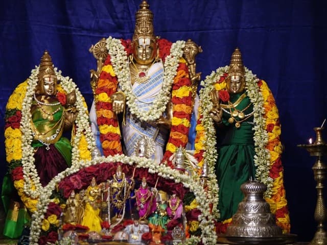 Ahobila Ramanuja Jeeyar Swa:mi:ji — Sundara Ka:nda Parayana