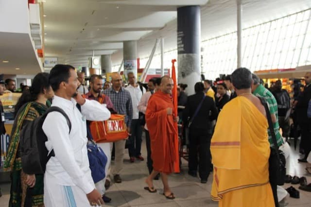 HH Sri Chinna Jeeyar Swa:mi:ji's Arrival in the USA