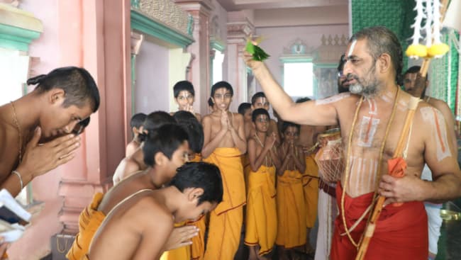 HH Sri Chinna Jeeyar Swa:mi:ji blessing young Ve:dic students on Hayagri:va Jayanthi