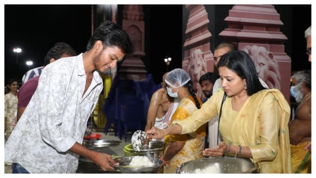 Smt Suma Kanakala ji Visited Statue of Equality